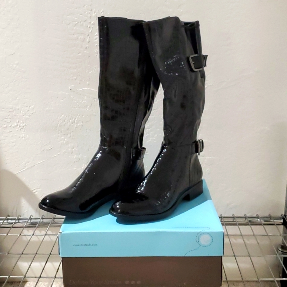 NWT Lifestride Black Boots